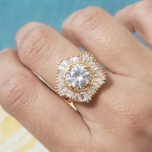 💛Fashion statement ring💍